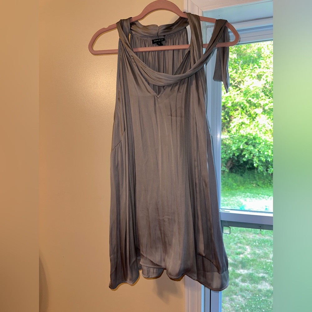 Torrid size 2 ‘halter’ top